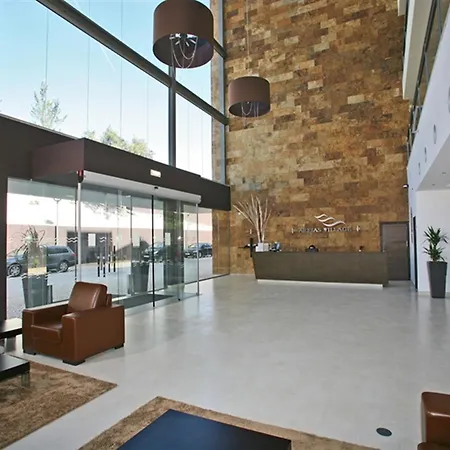 Areias Village Hotel 4*